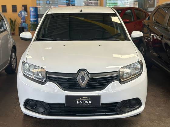 RENAULT LOGAN 1.6 EXPRESSION 8V FLEX 4P MANUAL RENAULT LOGAN 1.6 EXPRESSION 8V FLEX 4P MANUAL